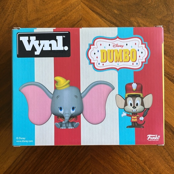 DISNEY Vinyl Collection FUNKO Dumbo + Timothy! - Picture 2 of 7